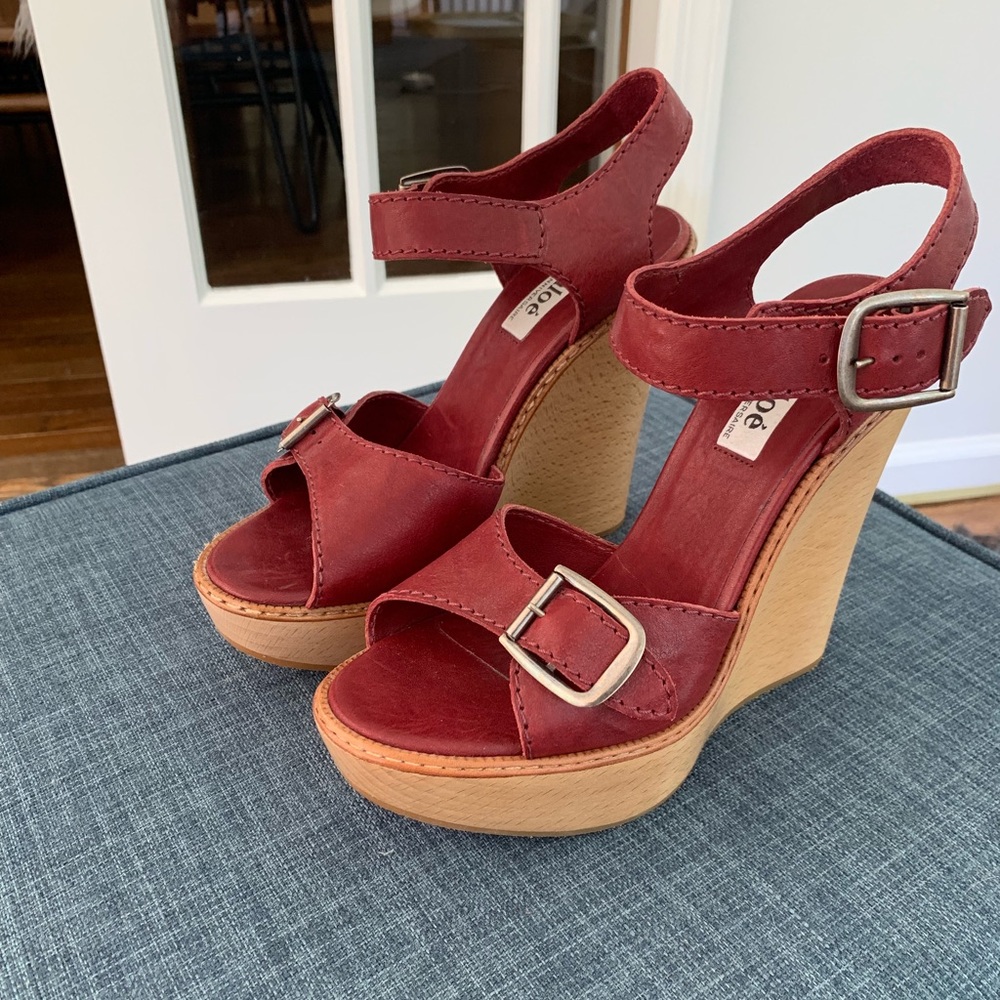 Chloe Wedges